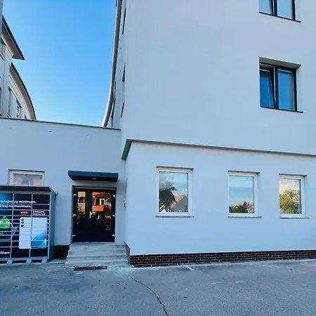 Apartman V Centru Vyskov Exterior photo