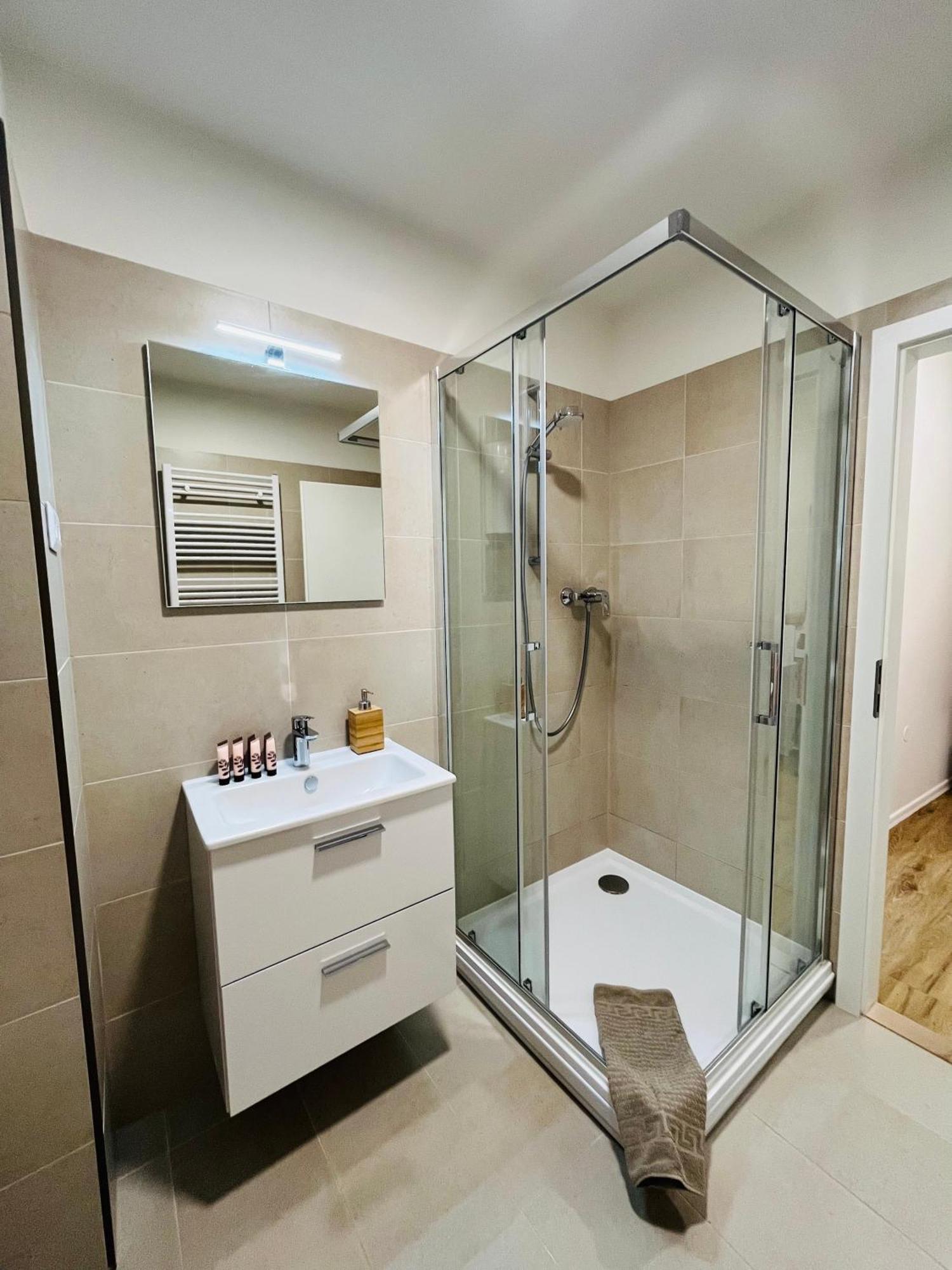 V Centru Apartment *